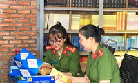 Tuổi trẻ Đắk Lắk xếp sách nghệ thuật, hưởng ứng Cuộc vận động &apos;Tự hào một dải non sông&apos;