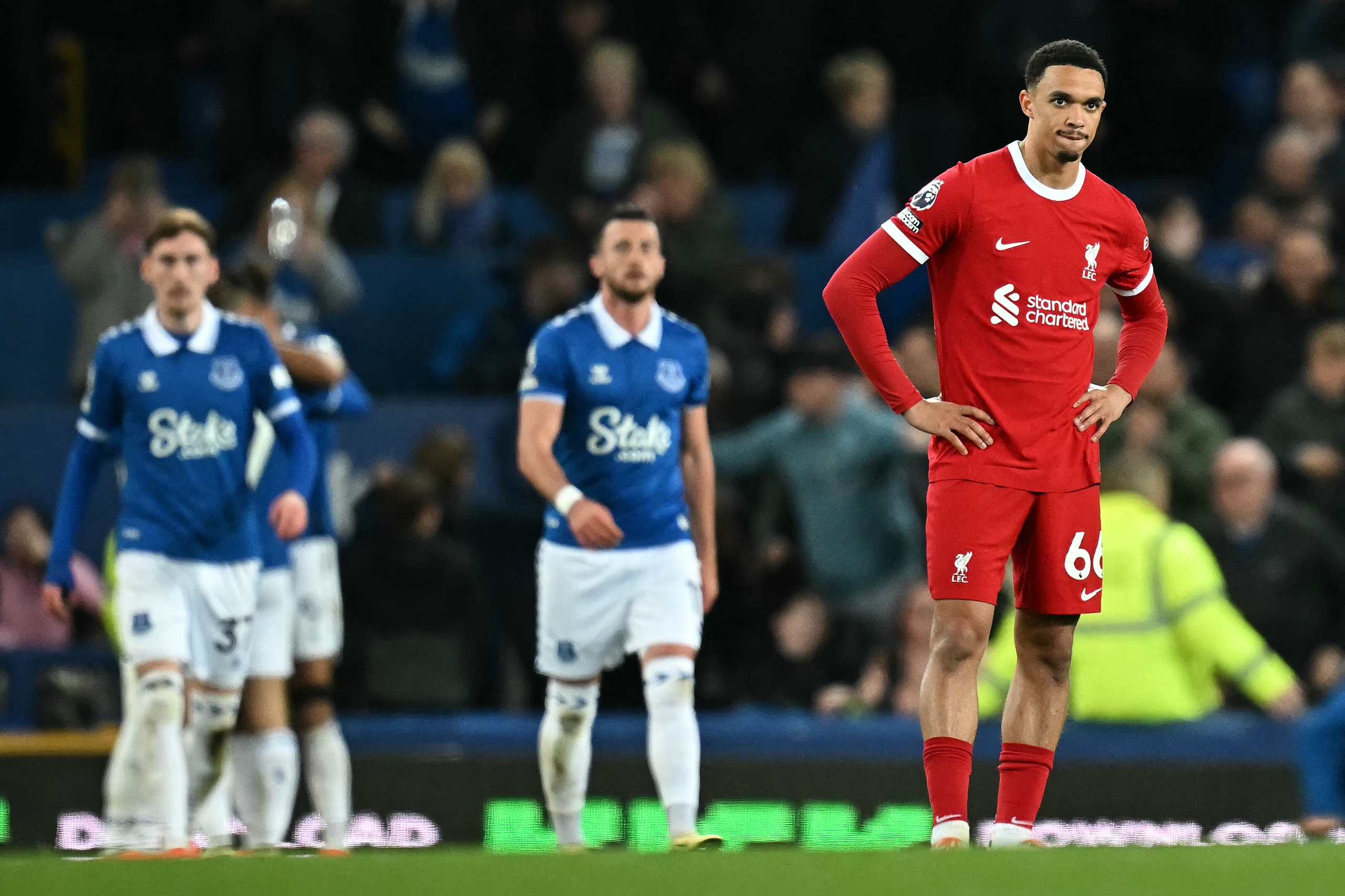 Thua Everton, hy vọng vô địch Ngoại hạng Anh của Liverpool tan dần- Ảnh 1.