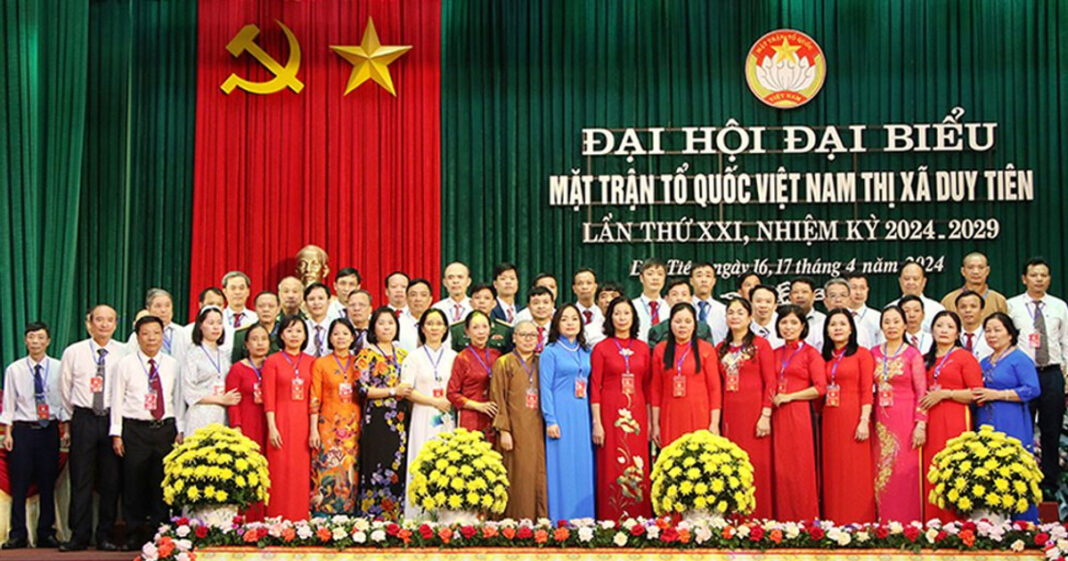 Xây dựng đội ngũ cán bộ tinh gọn trong nhiệm kỳ mới
