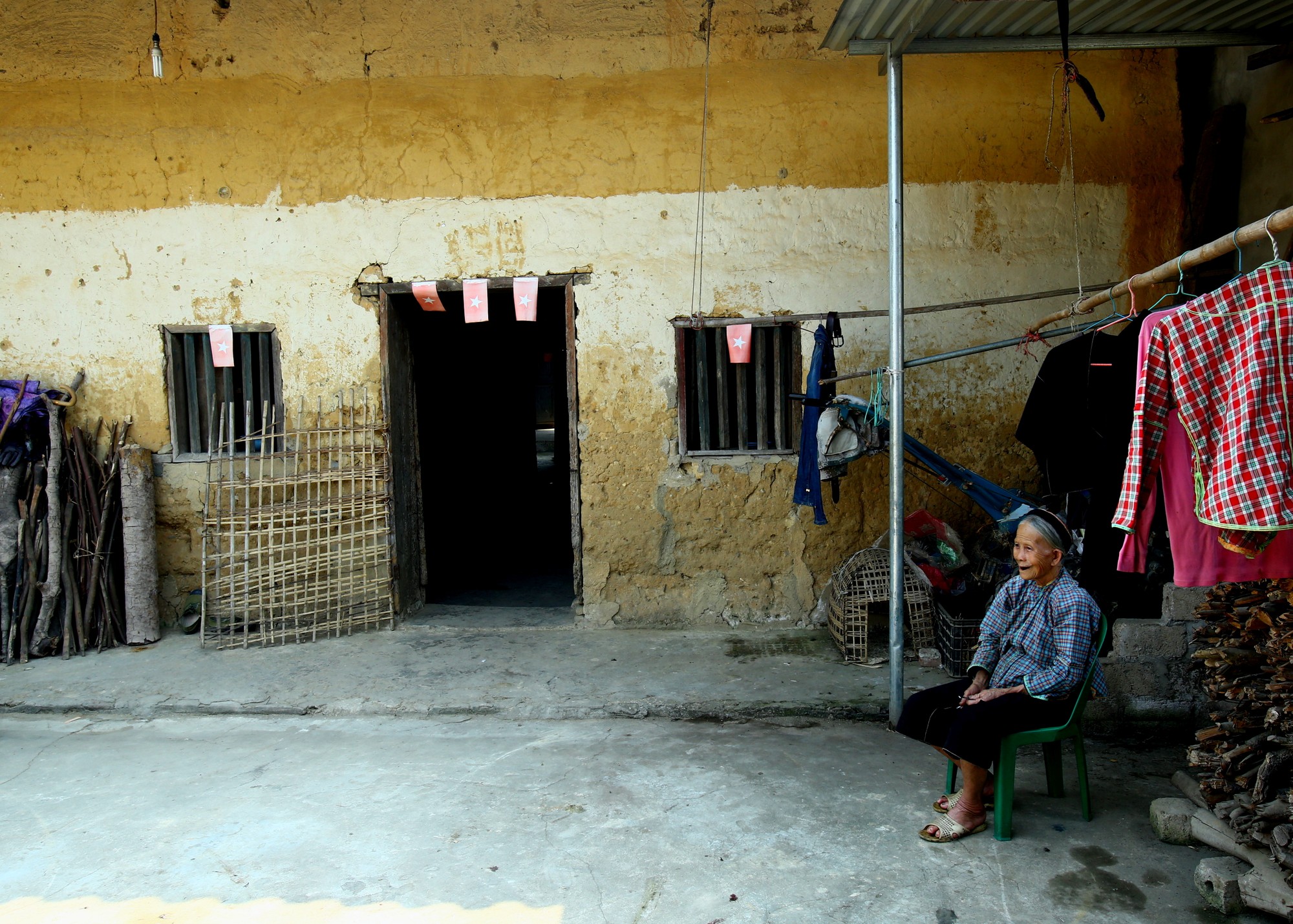 Cách TP Lạng Sơn 40km có một làng cổ đẹp như phim, nhìn trước ngó sau đâu đâu cũng là đá- Ảnh 11.