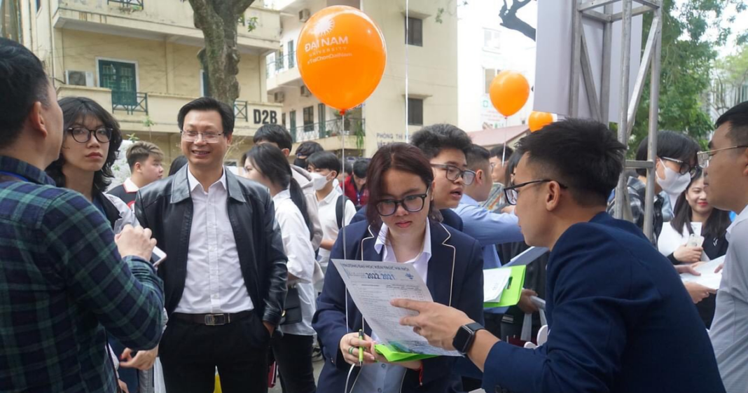 Có nên chọn nghề chỉ vì ‘hot’?