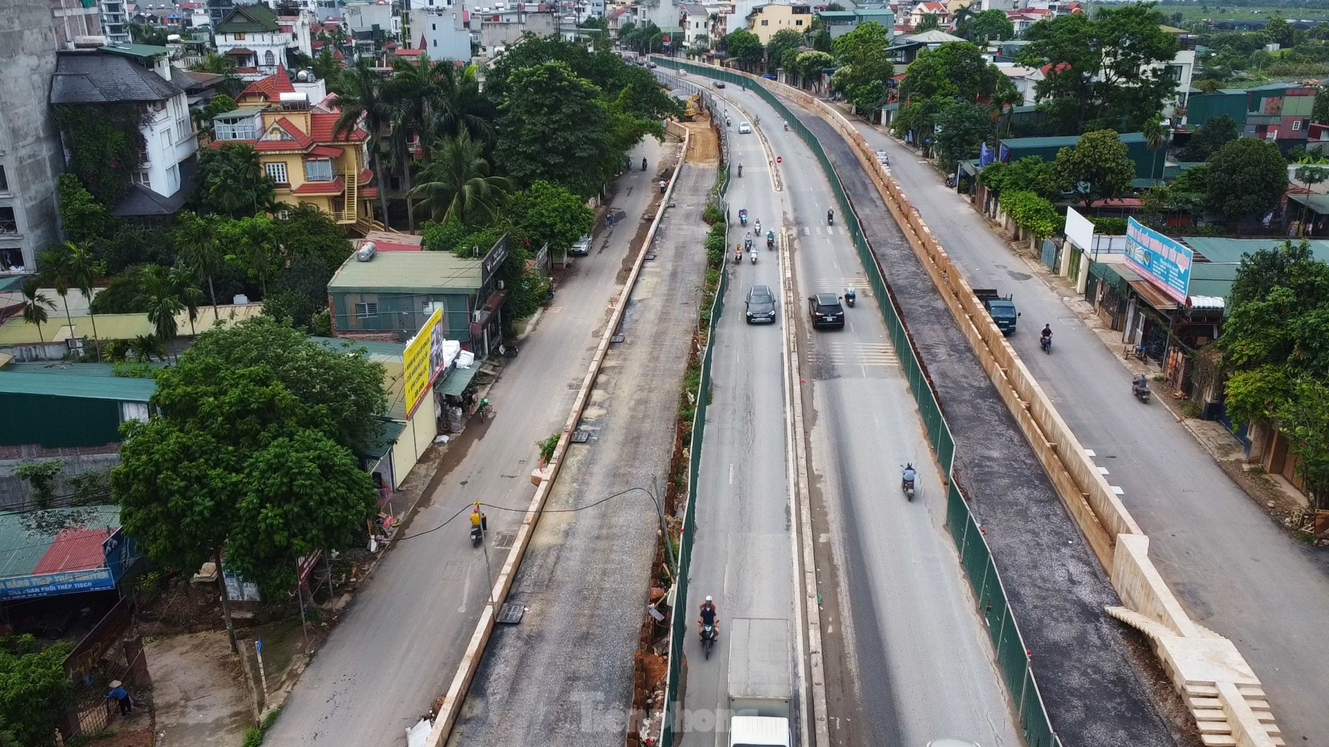 Nhìn gần một phần đường Âu Cơ - Nhật Tân vừa được đưa vào sử dụng ảnh 10