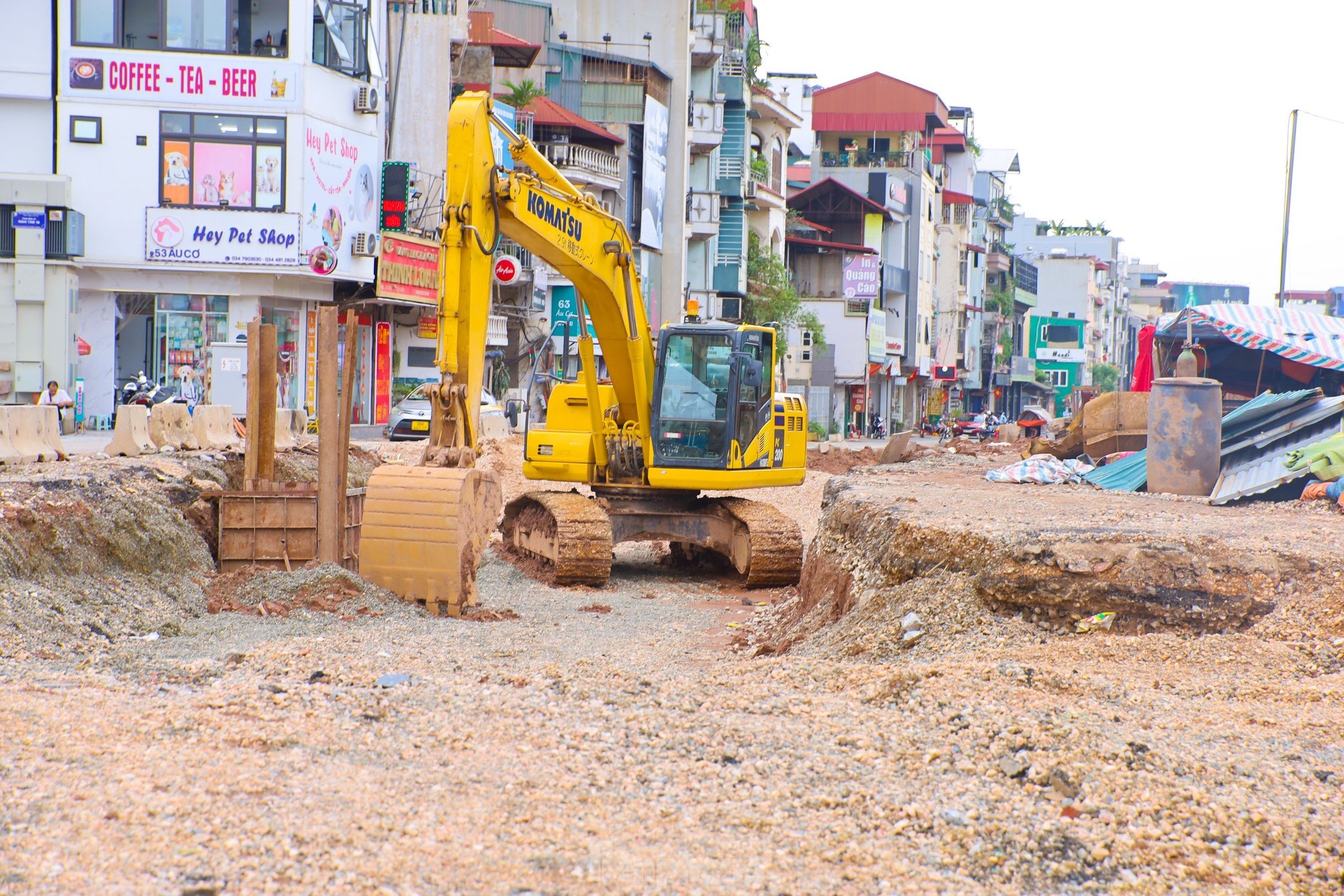 Nhìn gần một phần đường Âu Cơ - Nhật Tân vừa được đưa vào sử dụng ảnh 15