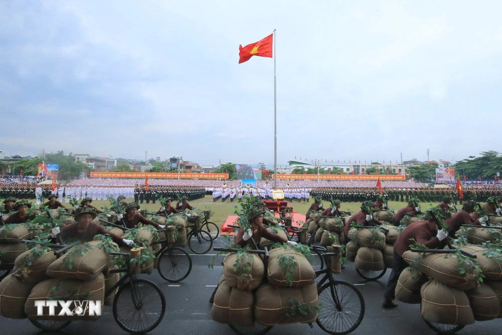 ttxvn_20240507_70 nam chien thang dien bien phu_dieu binh_55.jpg