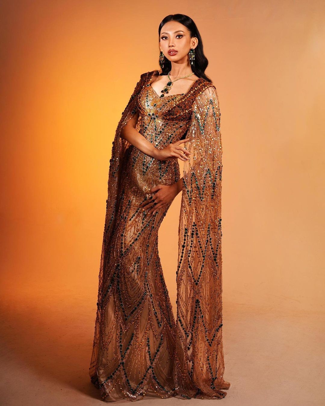 Indonesian beauty attracts attention at Miss International 2024 photo 10