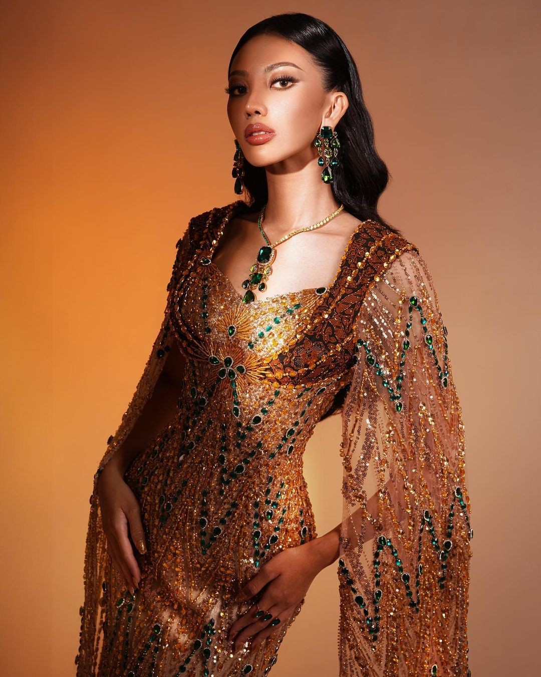 Indonesian beauty attracts attention at Miss International 2024 photo 11