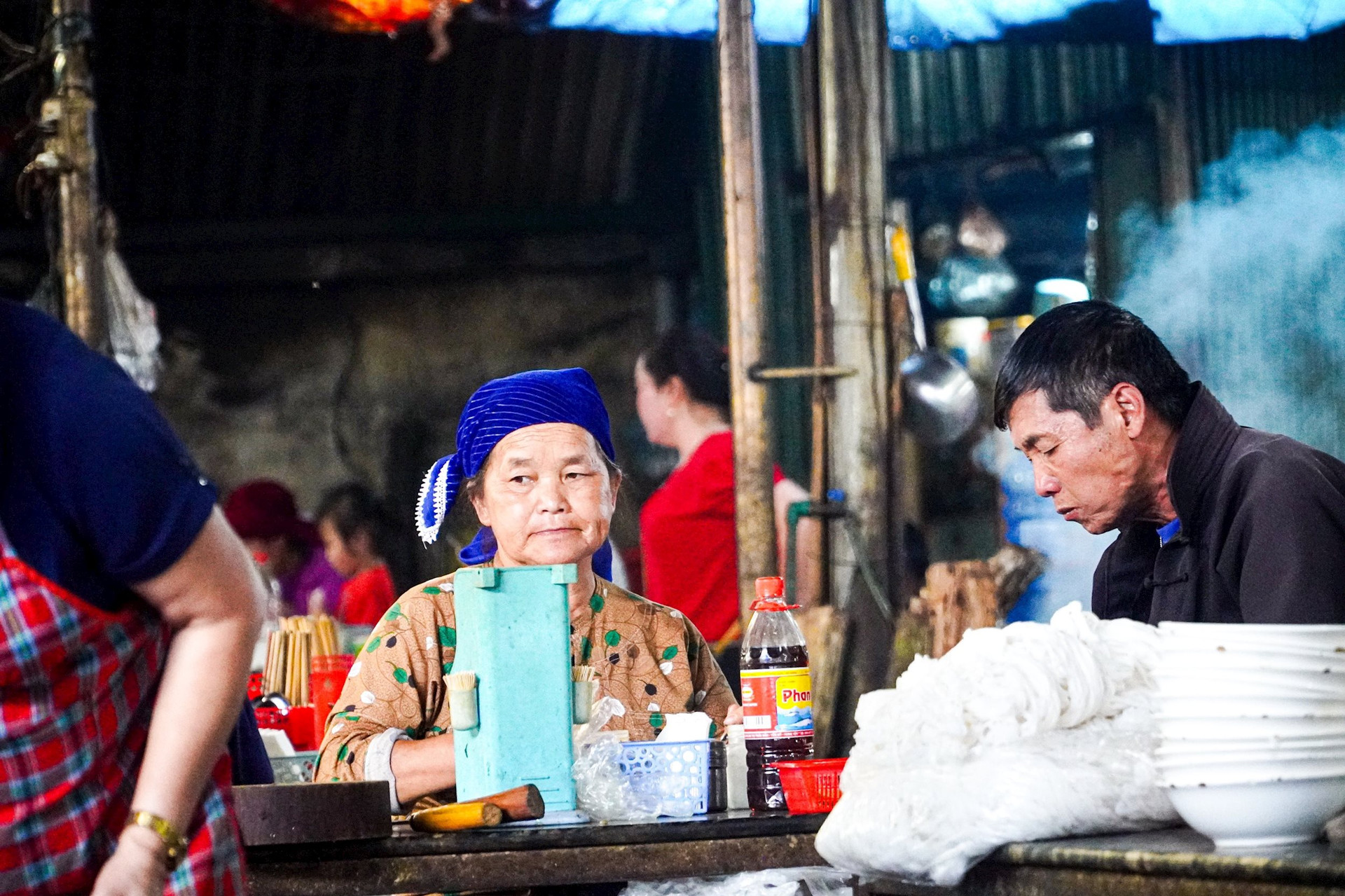 Vô số đặc sản núi rừng độc lạ trong phiên chợ vùng cao độc đáo ở mảnh đất địa đầu Tổ quốc- Ảnh 13.