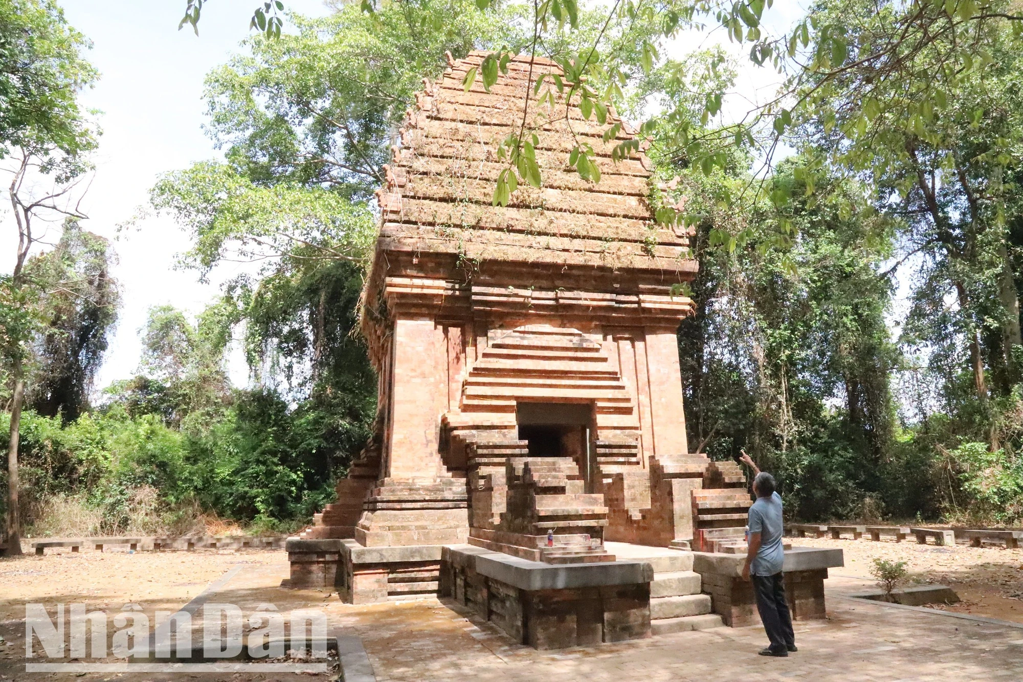 [Ảnh] Huyền bí Tháp Chàm giữa lòng Tây Nguyên ảnh 4