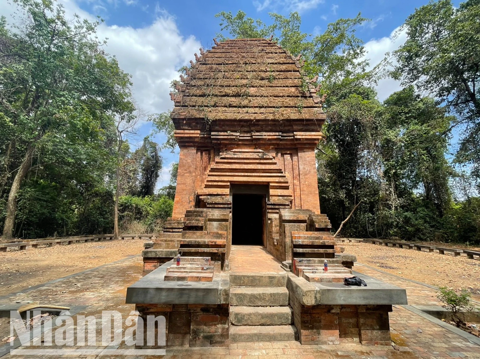 [Ảnh] Huyền bí Tháp Chàm giữa lòng Tây Nguyên ảnh 7