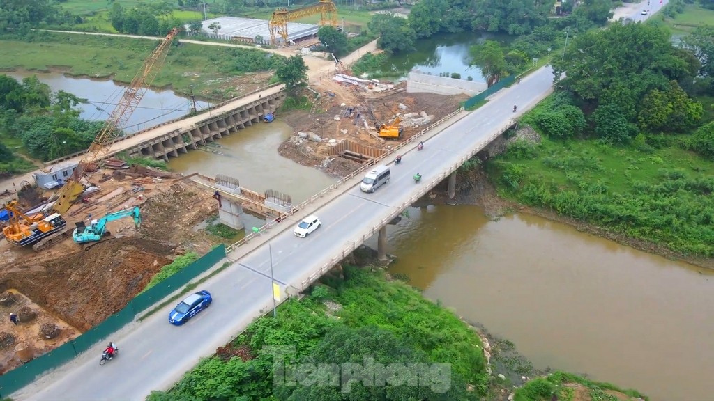 Dự án cải tạo Quốc lộ 6 đoạn Ba La - Xuân Mai ra sao sau một năm rưỡi thi công? ảnh 11