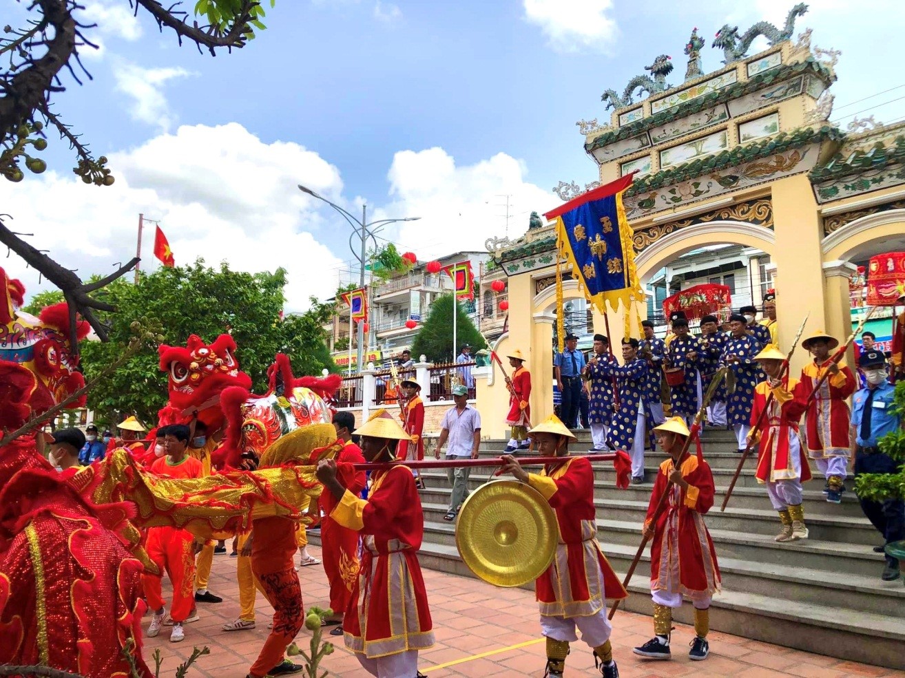 Tin vui cho du khách khi đến Lễ hội Vía Bà Chúa Xứ núi Sam - Ảnh 4.