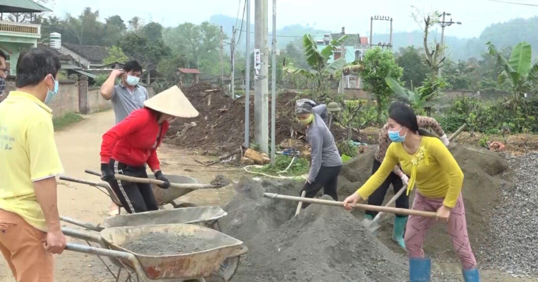 Khơi sức dân xây dựng nông thôn mới