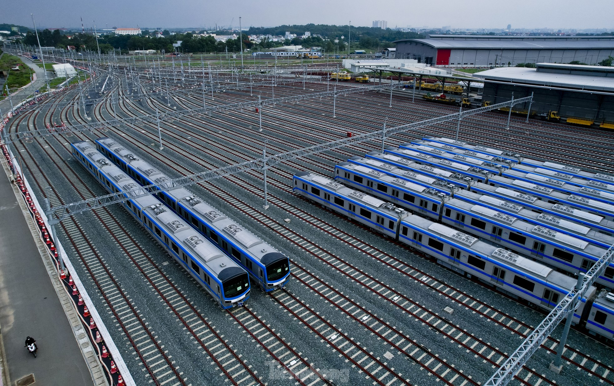 Toàn cảnh trung tâm điều khiển 17 đoàn tàu Metro tại TPHCM nhìn từ trên cao ảnh 5