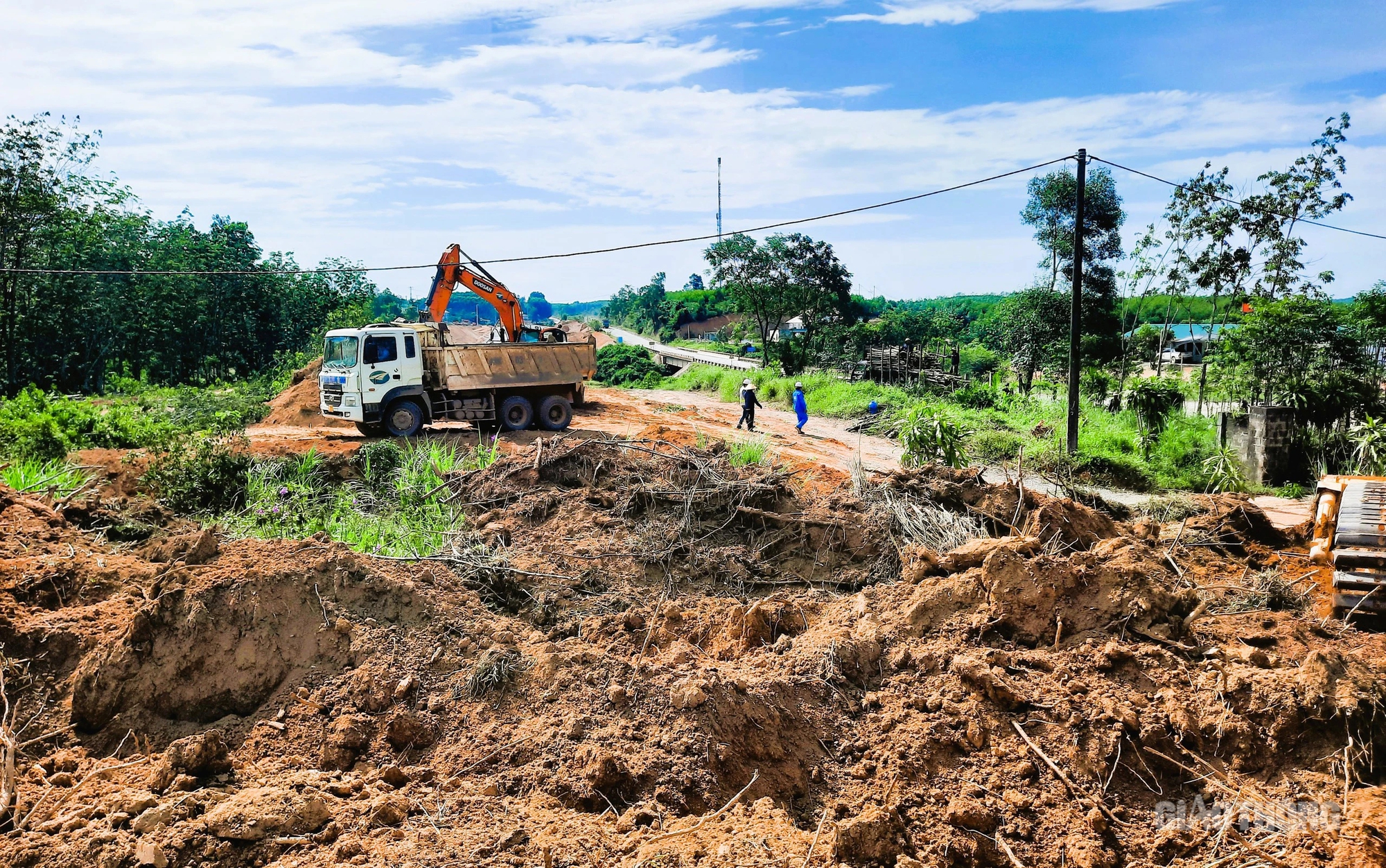 Cao tốc Bắc - Nam qua Quảng Trị vẫn vướng mặt bằng- Ảnh 3.