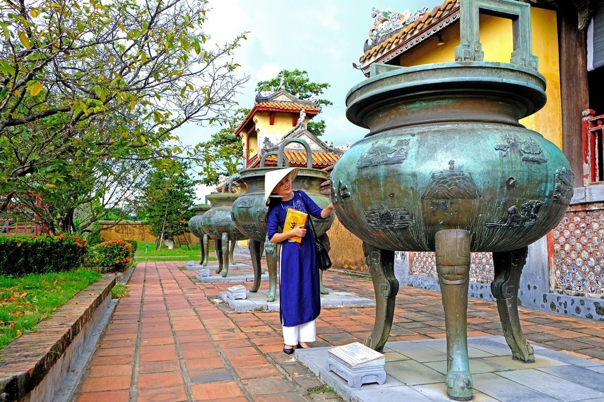 cuu-dinh-hue.jpg