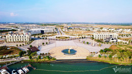 w অ্যাকোয়া সিটি ৫ ১ ১৫৭৫.jpg