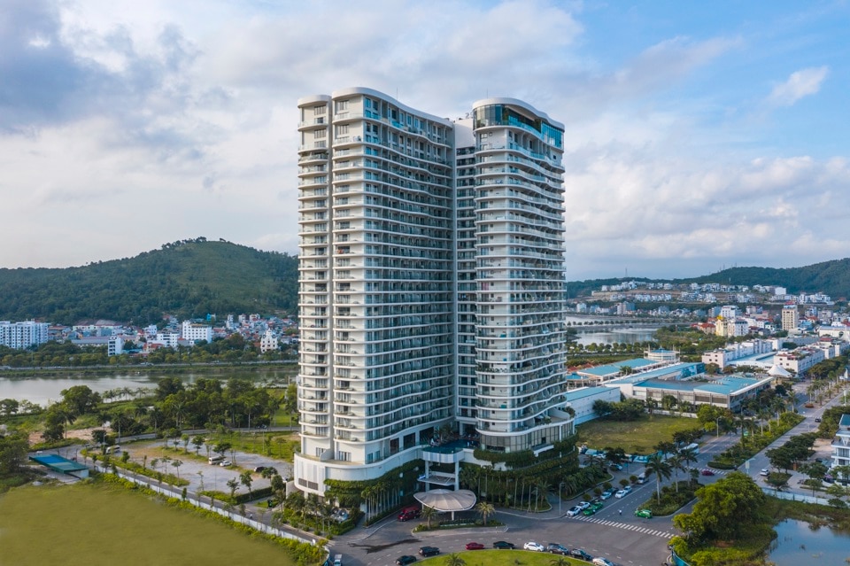 Citadines Marina Halong chinh phục “cú ăn 3” tại giải thưởng danh giá Haute Grandeur Global Awards 2023: Khách sạn mới tốt nhất toàn cầu, Khách sạn có view đẹp nhất và Khách sạn biển đẹp nhất Việt Nam.