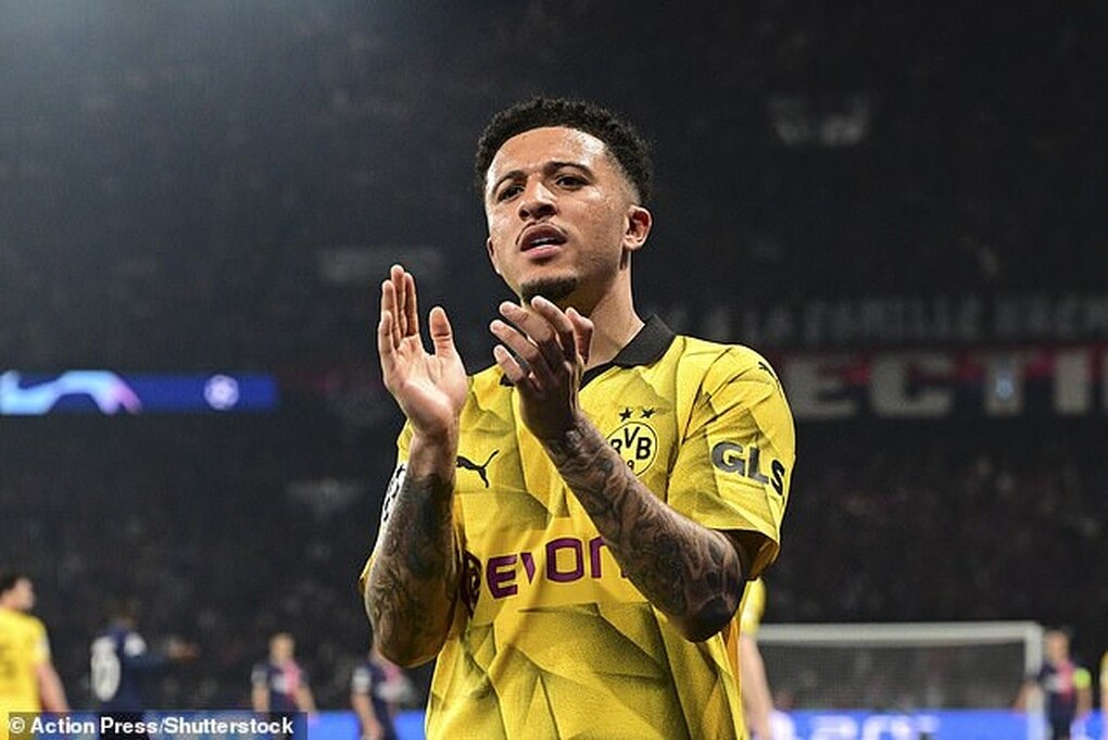 Kiếm bộn tiền nhờ kẻ bỏ đi Jadon Sancho, Man Utd cười trong đau đớn - 1