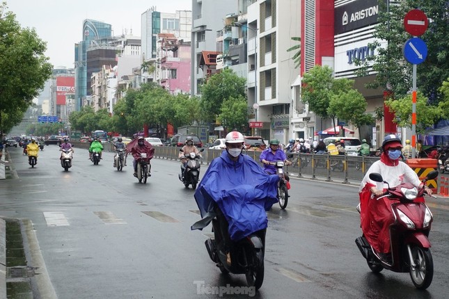 Nam Bộ sắp vào mùa mưa, chấm dứt mùa khô khốc liệt nhất lịch sử ảnh 1