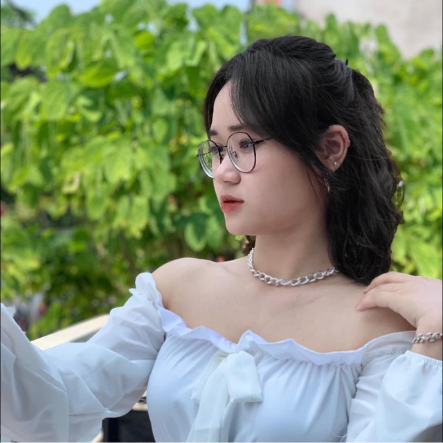 Image Minh Tuyết image beautiful image beautiful image beautiful - How does a 2nd year female student earn more than 100 million VND ...