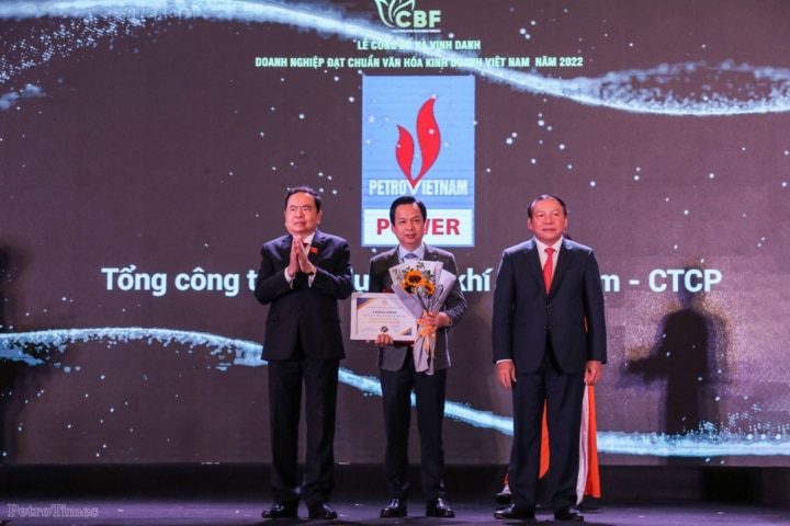 PV Power được vinh danh là Doanh nghiệp đạt chuẩn Văn hoá kinh doanh Việt Nam” năm 2022.