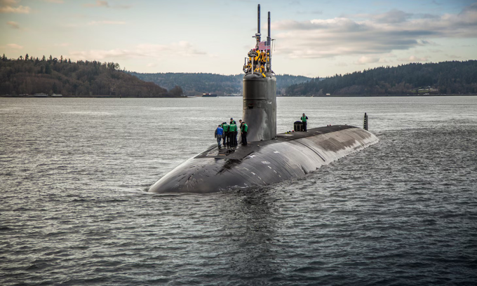 USS Connecticut rời khỏi nhà máy đóng tàu tại thành phố Bremerton, Mỹ tháng 12/2016. Ảnh: Hải quân Mỹ