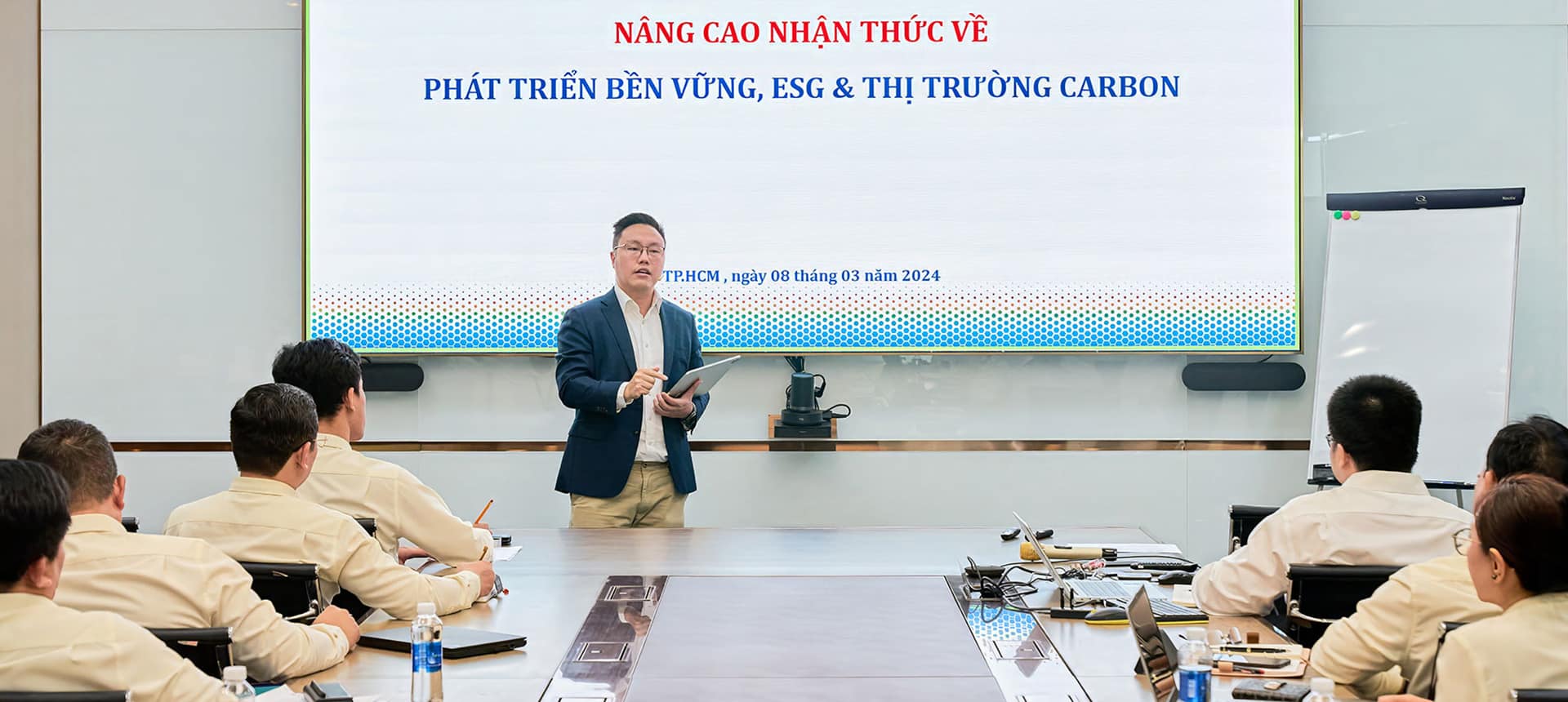 Khóa-đào-tạo-Nâng-cao-nhận-thức-về-Phát-triển-bền-vững,-ESG-&-Thị-trường-Carbon