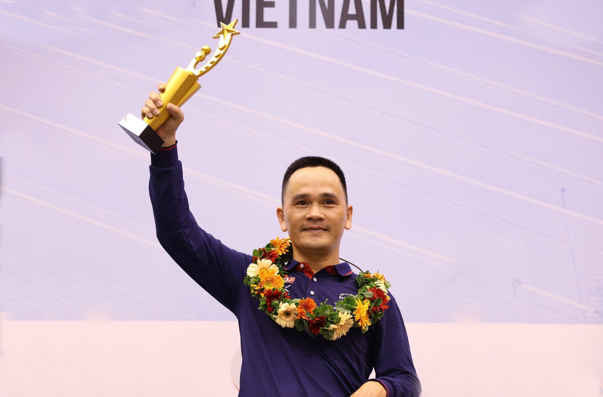 Cơ thủ Trần Đức Minh: Từ làm nghề bán giò chả đến chức vô địch World Cup- Ảnh 1.