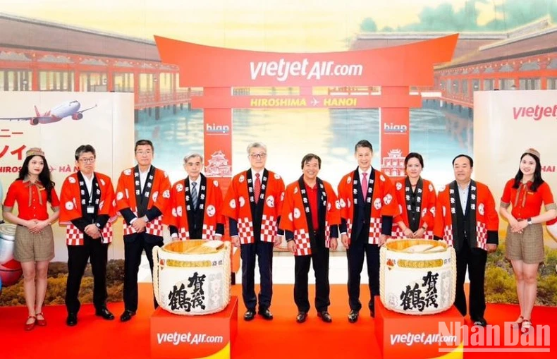 Vietjet khai trương đường bay Hà Nội-Hiroshima ảnh 1