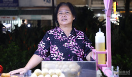 W-ផ្សាររាត្រី 3.JPG.jpg