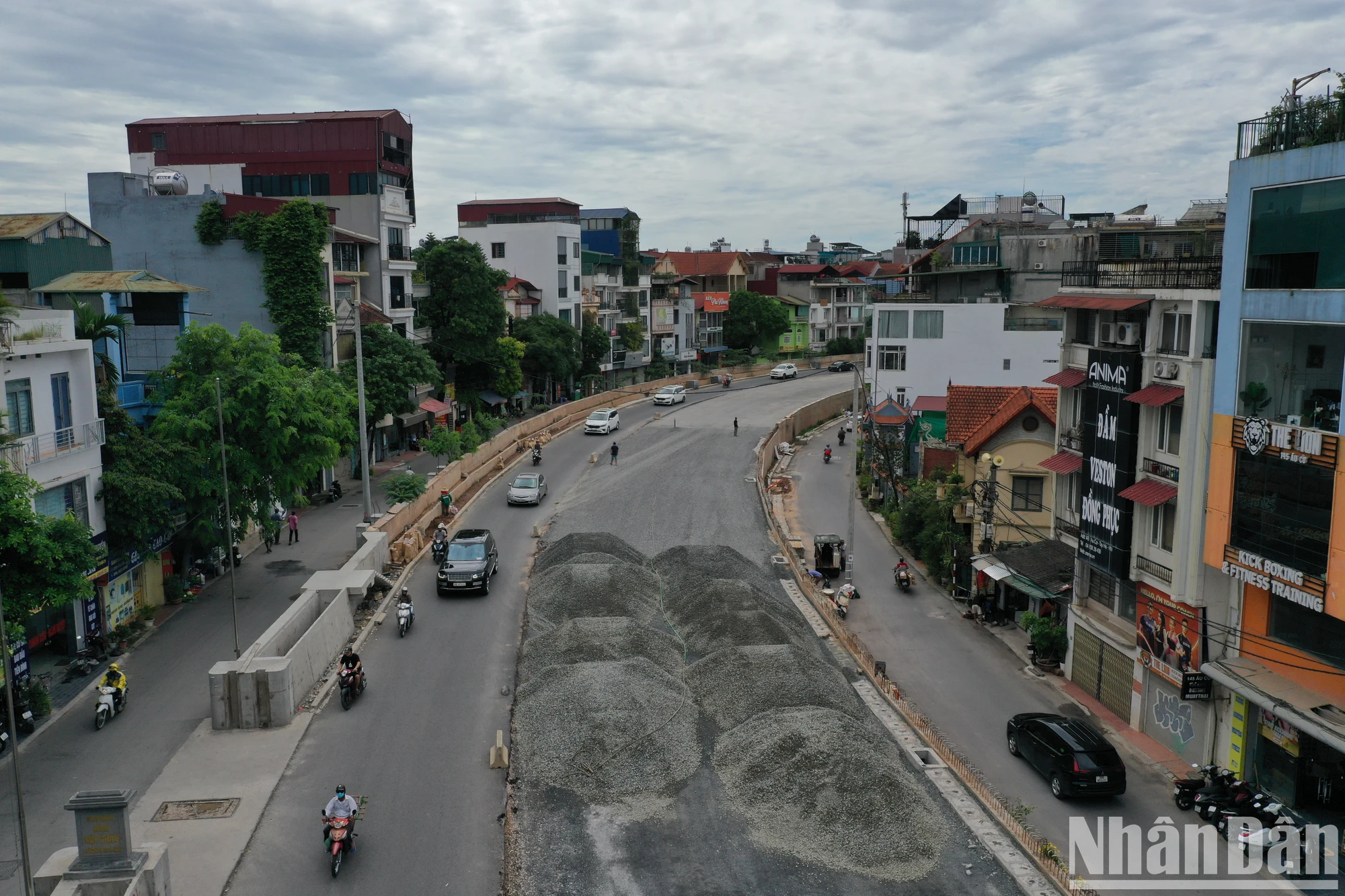 [Ảnh] Toàn cảnh Dự án mở rộng đường Âu Cơ - Nhật Tân trước ngày thông xe kỹ thuật toàn tuyến ảnh 11