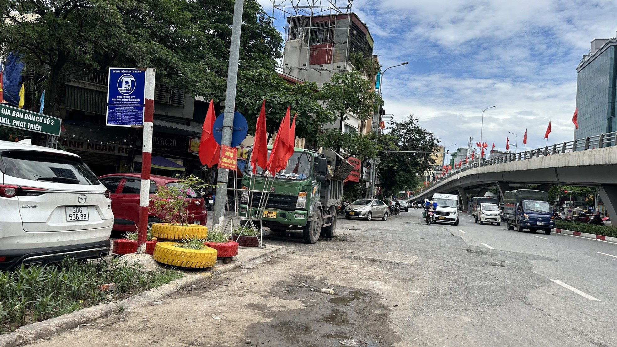 Cận cảnh loạt khu thí điểm gom rác thải cồng kềnh tại Thủ đô ảnh 8