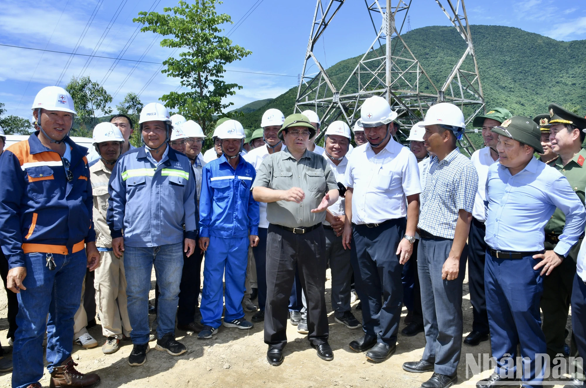 Thủ tướng Phạm Minh Chính thị sát, kiểm tra một số công trình trọng điểm tại Quảng Bình ảnh 5