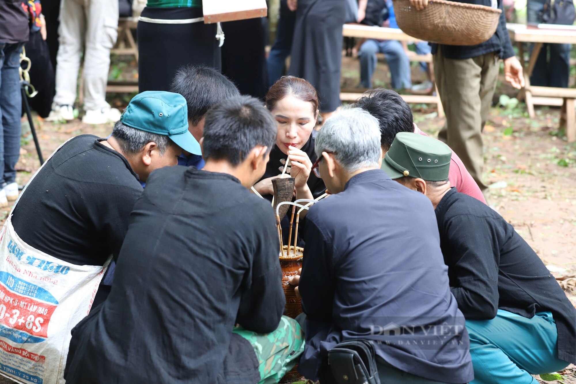 Lễ Đông Sửa của người Thái Đen, cầu mong một năm mưa thuận gió hòa, mùa màng bội thu- Ảnh 7.