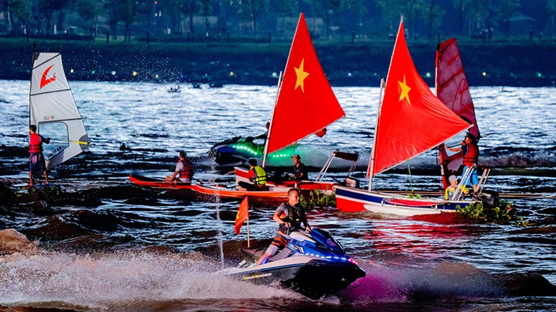 Hội nghị Ban Chấp hành Đảng bộ TP Hồ Chí Minh lần thứ 31 thảo luận 9 nội dung trọng tâm ảnh 4