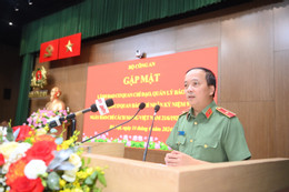 ວຽກງານສື່ມວນຊົນທີ່ມີຄຸນນະພາບຫຼາຍຢ່າງໄດ້ຝາກຄວາມຮູ້ສຶກເລິກເຊິ່ງໃນໃຈປະຊາຊົນ ແລະ ຕຳຫຼວດ -0