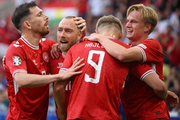 اسلوونی دن ماخ.jpg