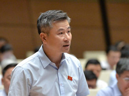 Abgeordneter der Nationalversammlung Nguyen Phi Thuong (Hanoi).jpg