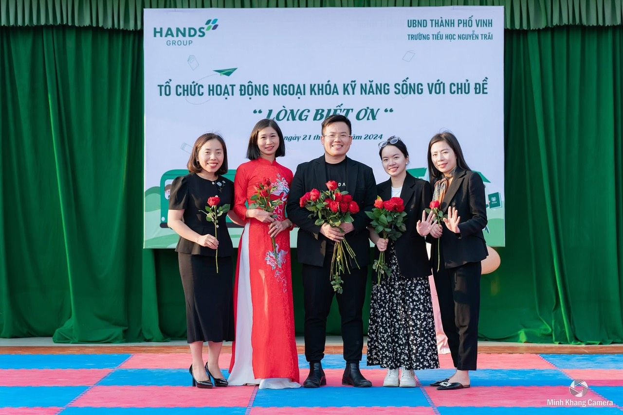 Nữ CEO đa tài với niềm đam mê sản xuất các chương trình talkshow giáo dục và ước mơ làm phim- Ảnh 5.