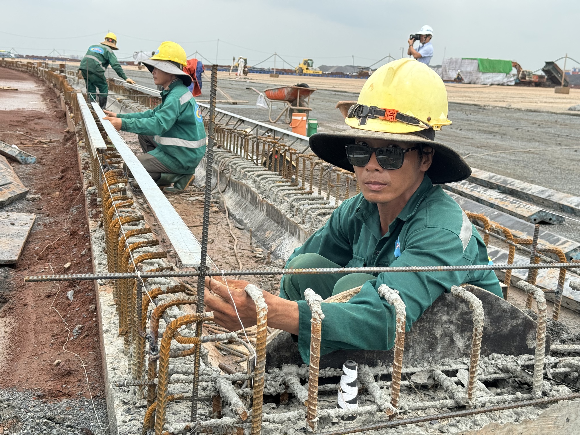 Sân bay Long Thành: Nhà ga vượt tiến độ 10 ngày, đường cất hạ cánh vượt 2 tháng- Ảnh 9.