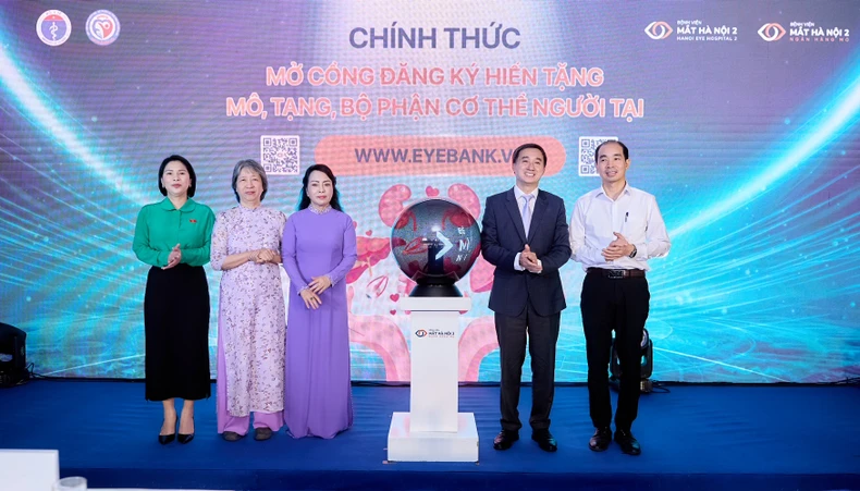 Bệnh viện ngoài công lập đầu tiên thành lập Ngân hàng Mô ảnh 3