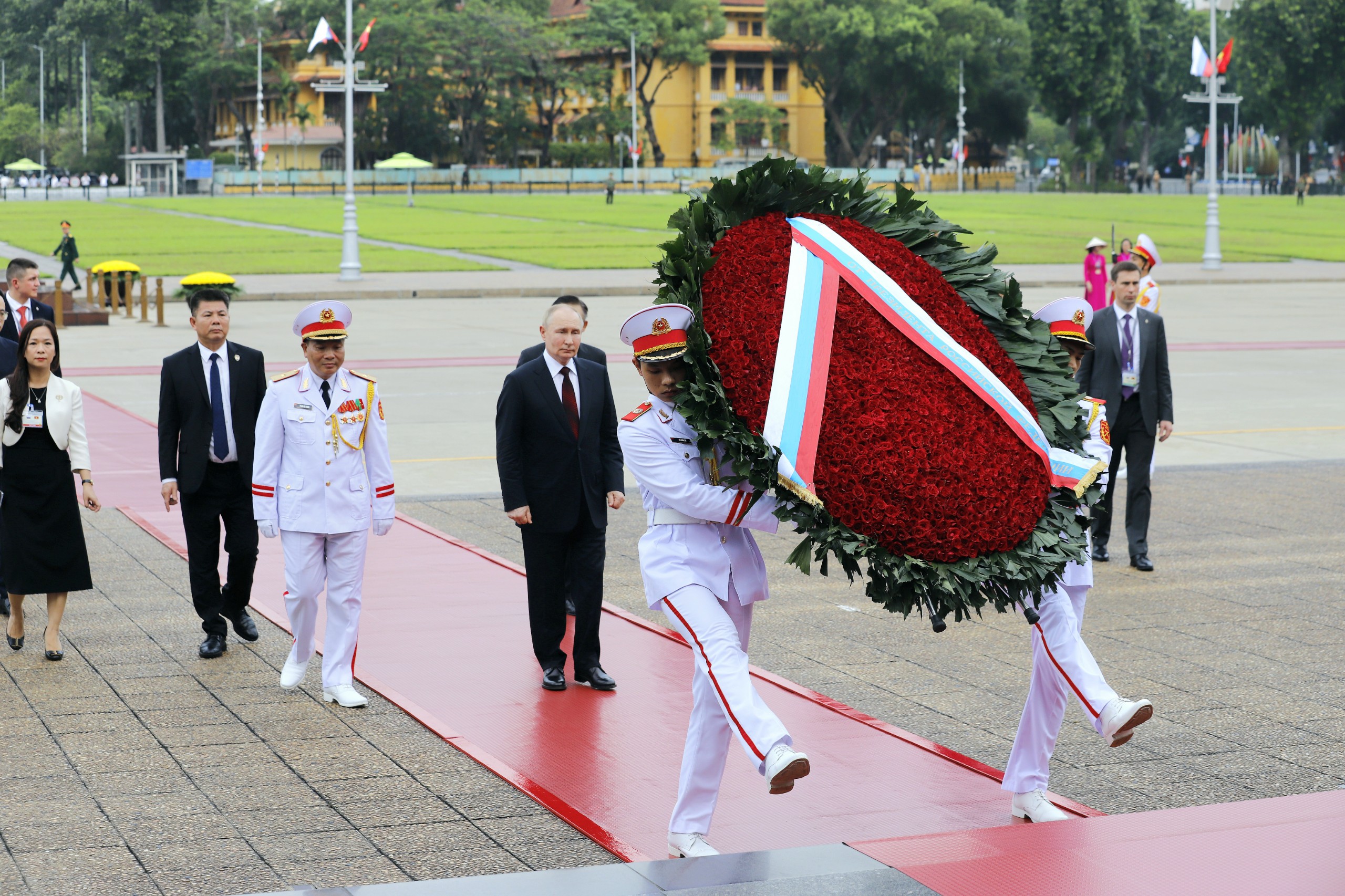 Toàn cảnh chuyến thăm Việt Nam của Tổng thống Nga Vladimir Putin- Ảnh 49.