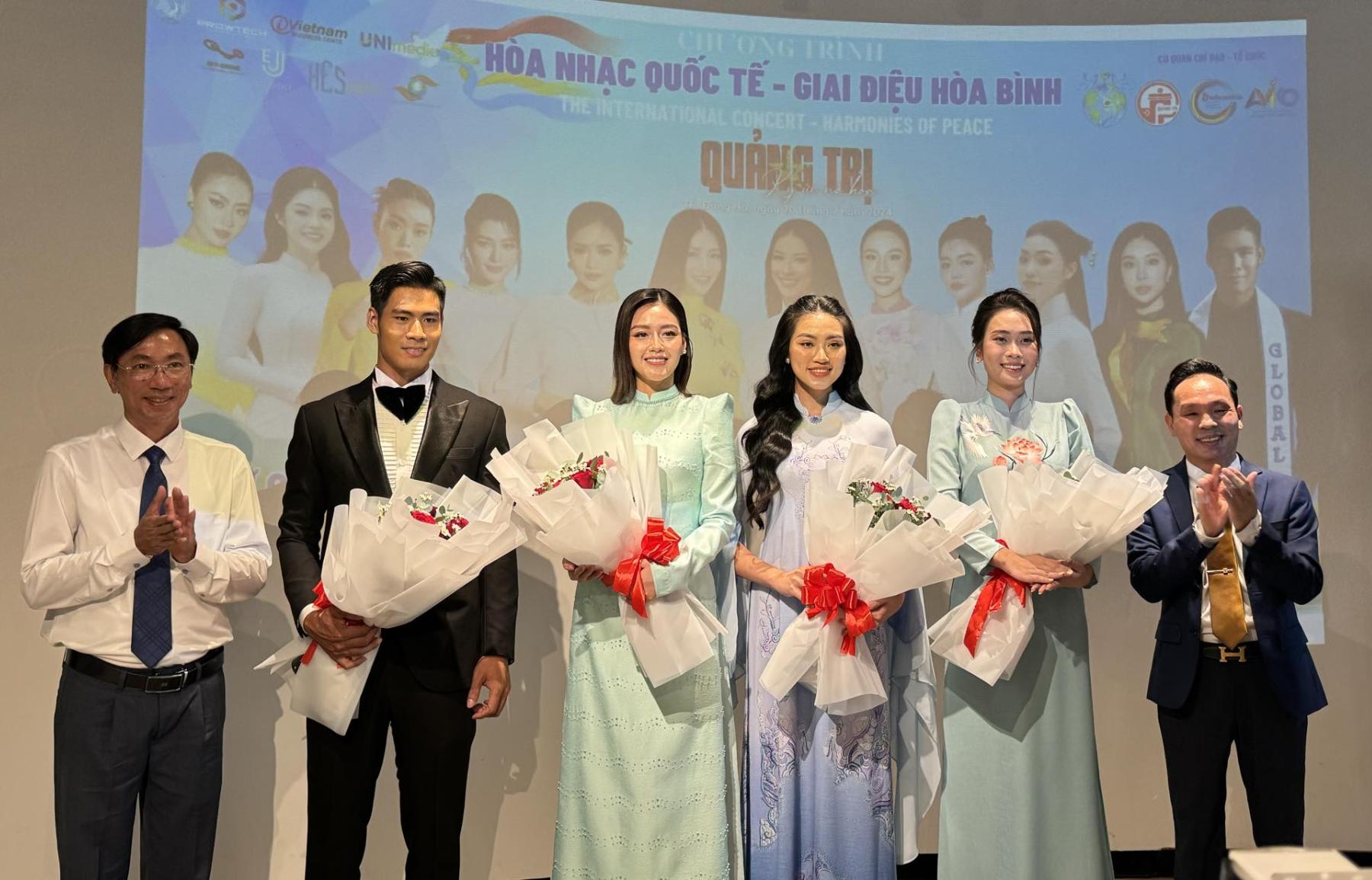 du kien co 15000 nguoi tham du hoa nhac quoc te giai dieu vi hoa binh o quang tri hinh 3