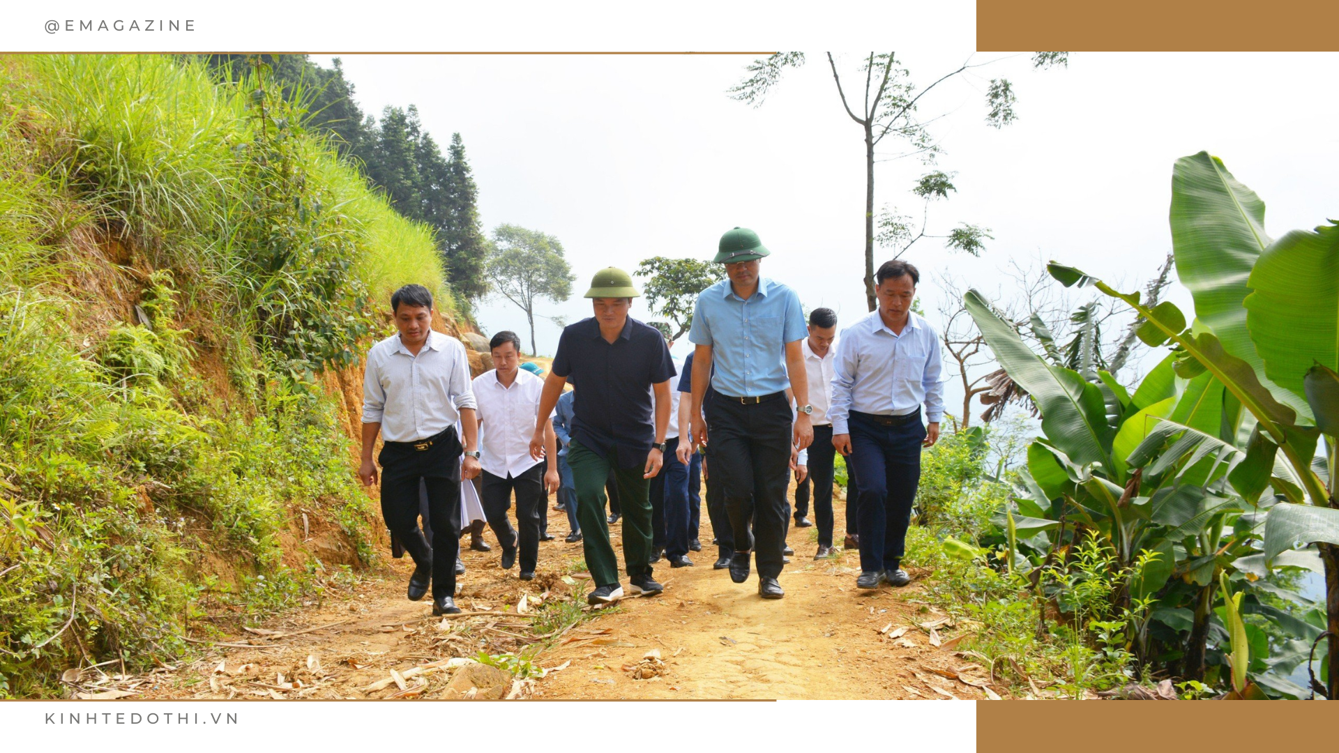 Chủ tịch UBND tỉnh Lào Cai Trịnh Xuân Trường cùng đoàn cán bộ kiểm tra làm đường giao thông nông thôn tại huyện Bắc Hà.