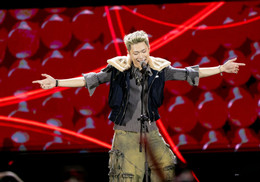 batch_dddương domic.jpg