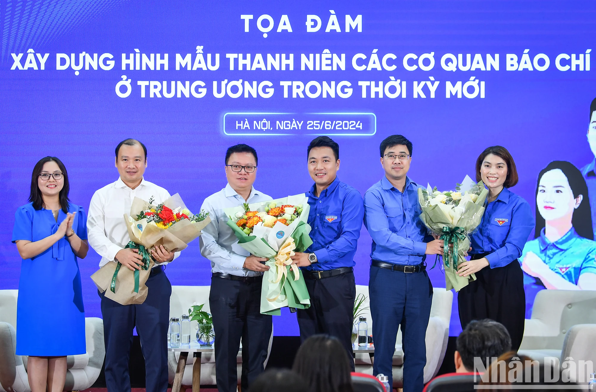 [Ảnh] Tọa đàm “Xây dựng hình mẫu thanh niên các cơ quan báo chí ở Trung ương trong thời kỳ mới” ảnh 13