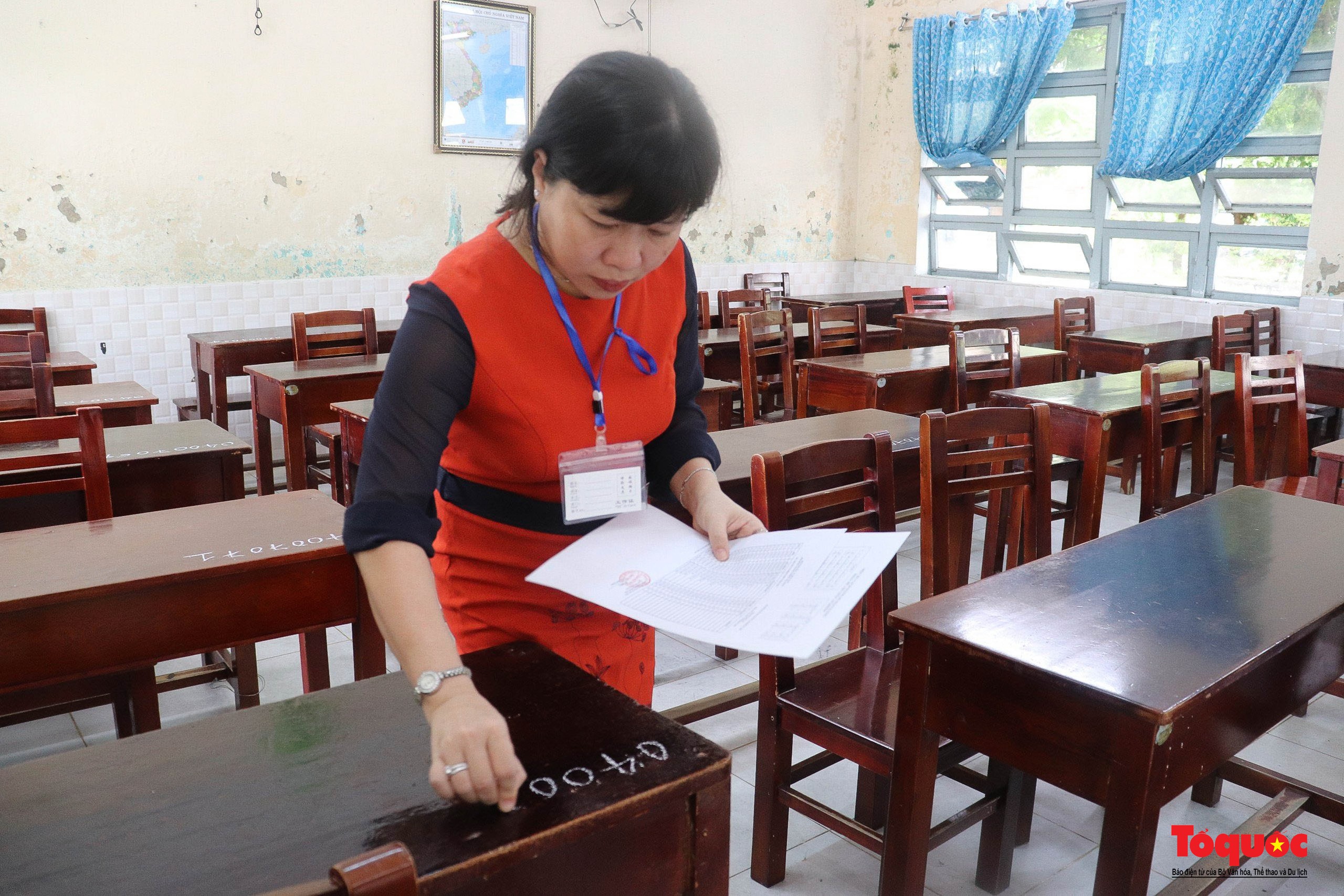 Mais de 13.000 candidatos em Da Nang se inscreveram para o exame de formatura do ensino médio de 2024 - Foto 7. Hơn 13.000 thí sinh ở Đà Nẵng bước vào kỳ thi tốt nghiệp THPT 2024 - Ảnh 7.