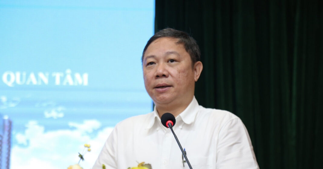 Tìm giải pháp cho khu người dân phải 'chia ca để ngủ' giữa TPHCM 