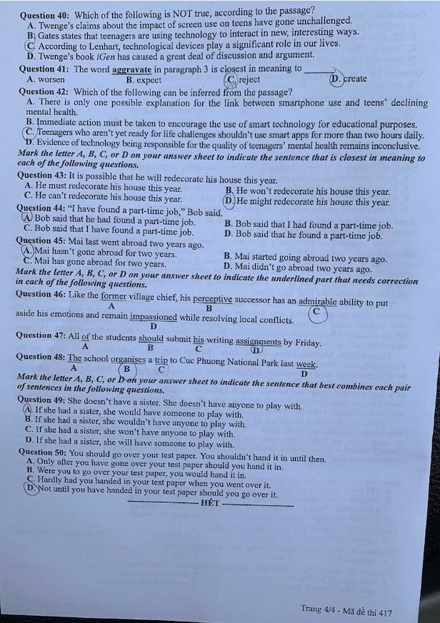 Đề thi môn tiếng Anh mã đề 417. Ảnh: PV