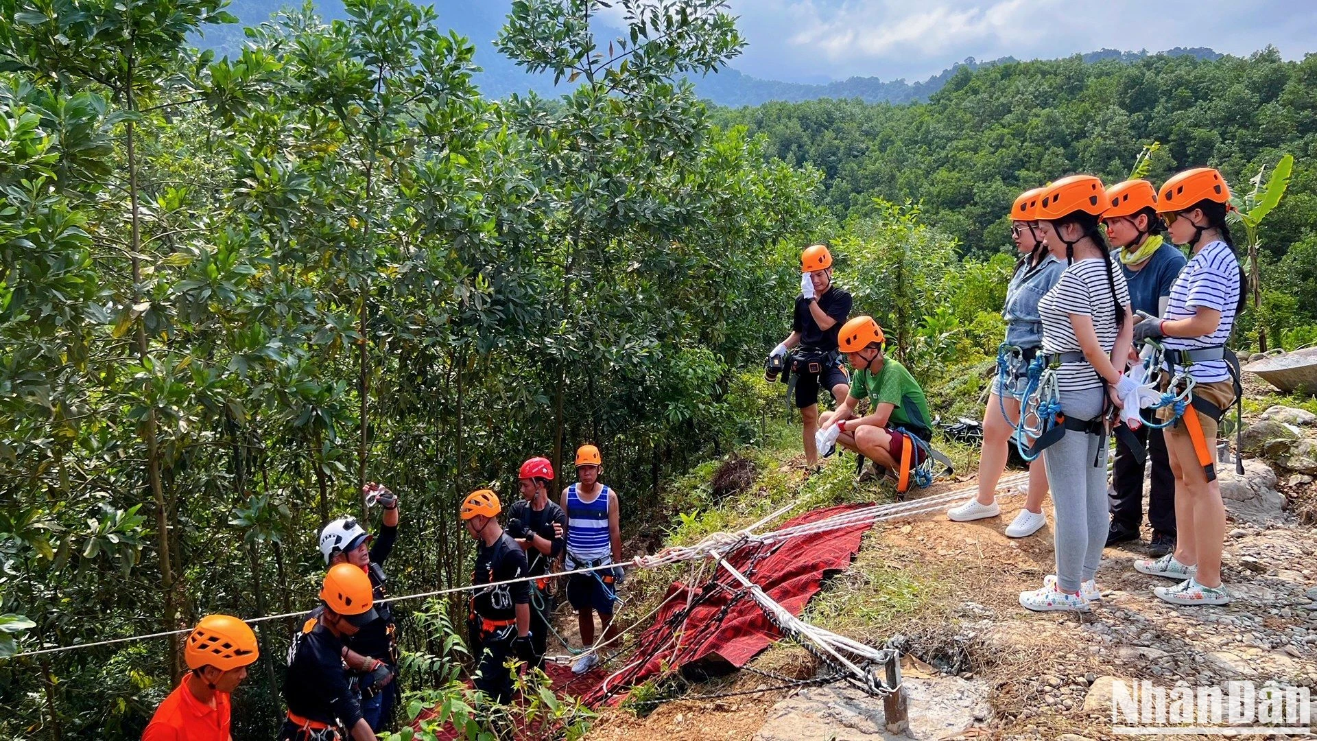 Vượt thác khám phá sườn đông Tam Đảo ảnh 4